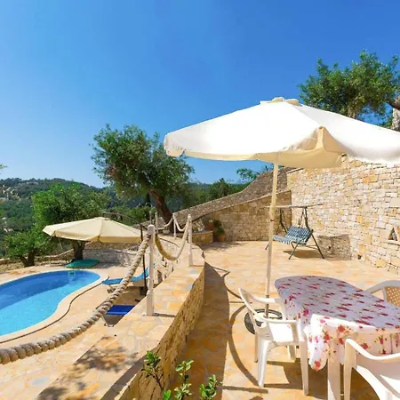 Vilă Francesca Georgoutsatika